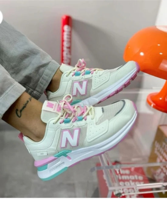 New balance Pink Cream
